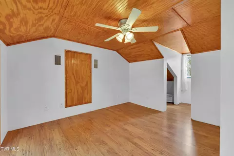 Bedroom - 320 Ray Kegley Road Erwin Tn 37650, Erwin, TN 37650 photo 3 of 6
