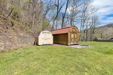 Exterior - 320 Ray Kegley Road Erwin Tn 37650, Erwin, TN 37650 photo 6 of 10