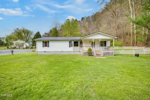 406 Fritz Street Damascus Va 24236, Damascus, VA 24236