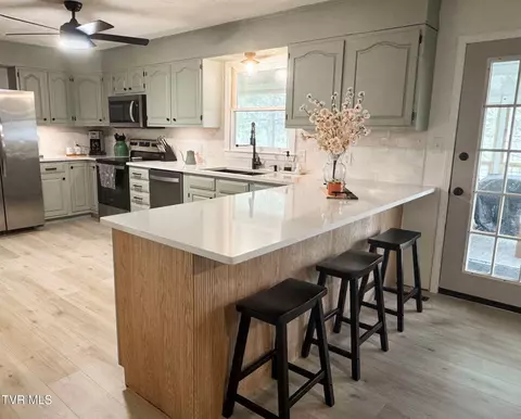 Kitchen - 6103 Crystal Lane Wise Va 24293, Wise, VA 24293 photo 1 of 2