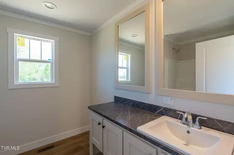 Bath - 209 Songbird Way White Pine Tn 37890, White Pine, TN 37890 photo 1 of 1