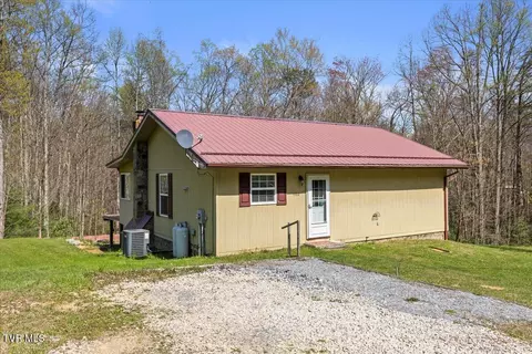 1102 Foxhound Hills Circle Unicoi Tn 37692, Unicoi, TN 37692