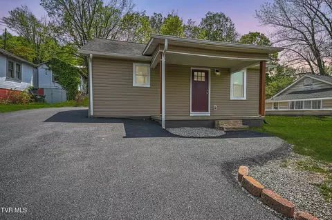 332 Delaware Street Kingsport Tn 37665, Kingsport, TN 37665