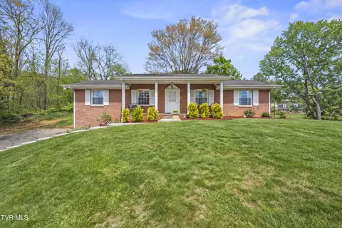 7357 White Pine Circle Bristol Va 24202, Bristol, VA 24202