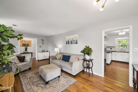 7357 White Pine Circle Bristol Va 24202, Bristol, VA 24202 photo 6