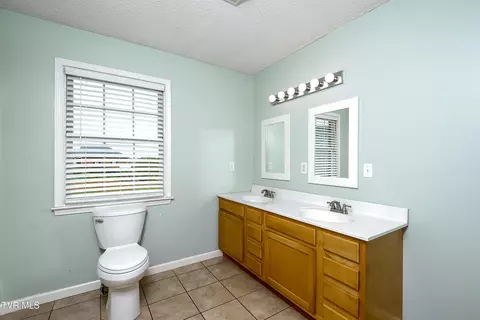 12144 Harvard Lane Lane Glade Spring Va 24340, Glade Spring, VA 24340 photo 21