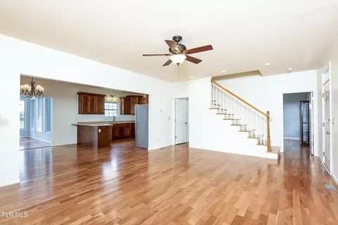 12144 Harvard Lane Lane Glade Spring Va 24340, Glade Spring, VA 24340 photo 3