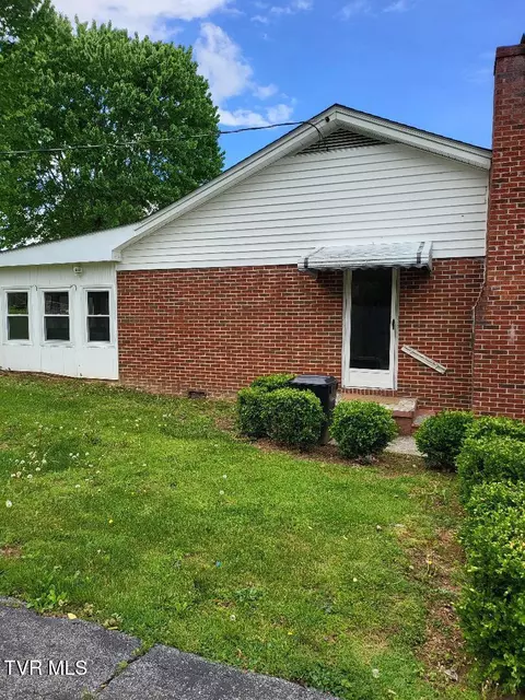 Exterior - 117 Tyler Street Erwin Tn 37650, Erwin, TN 37650 photo 3 of 5