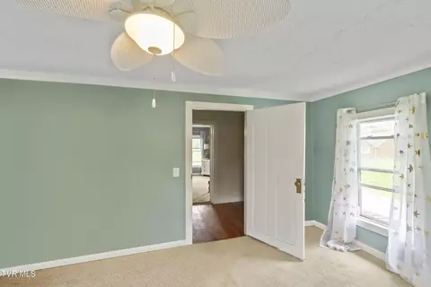 Bedroom - 915 Ottway Rd Greeneville Tn 37745, Greeneville, TN 37745 photo 8 of 8