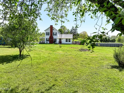 Exterior - 915 Ottway Rd Greeneville Tn 37745, Greeneville, TN 37745 photo 14 of 20