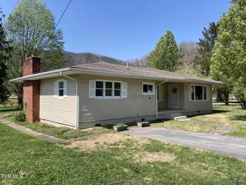 124 Cates Corner Road Hampton Tn 37658, Hampton, TN 37658