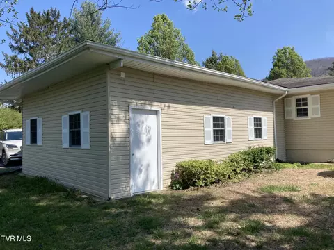 Exterior - 124 Cates Corner Road Hampton Tn 37658, Hampton, TN 37658 photo 1 of 5