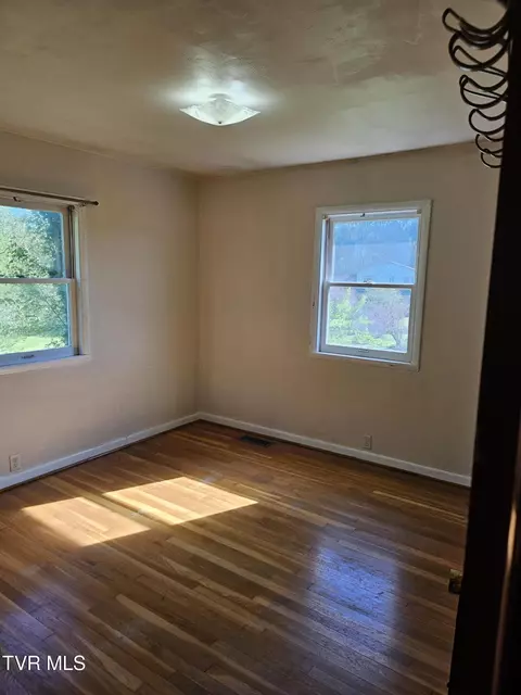 Bedroom - 345 E 4th Avenue Avenue Watauga Tn 37694, Watauga, TN 37694 photo 2 of 2