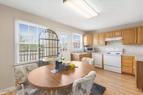 Dining - 529 Beaverview Drive Bristol Va 24201, Bristol, VA 24201 photo 2 of 2