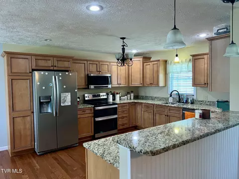 Kitchen - 9774 Shadow Brook Drive Wise Va 24293, Wise, VA 24293 photo 2 of 7