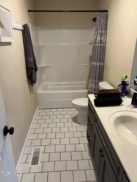 Bath - 9774 Shadow Brook Drive Wise Va 24293, Wise, VA 24293 photo 6 of 7