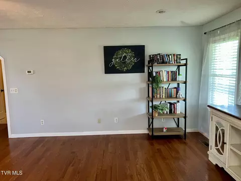 Living - 9774 Shadow Brook Drive Wise Va 24293, Wise, VA 24293 photo 3 of 3