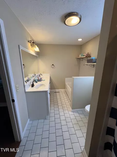 Bath - 9774 Shadow Brook Drive Wise Va 24293, Wise, VA 24293 photo 5 of 7