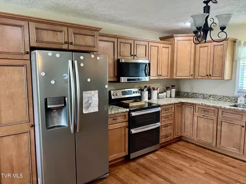 Kitchen - 9774 Shadow Brook Drive Wise Va 24293, Wise, VA 24293 photo 7 of 7