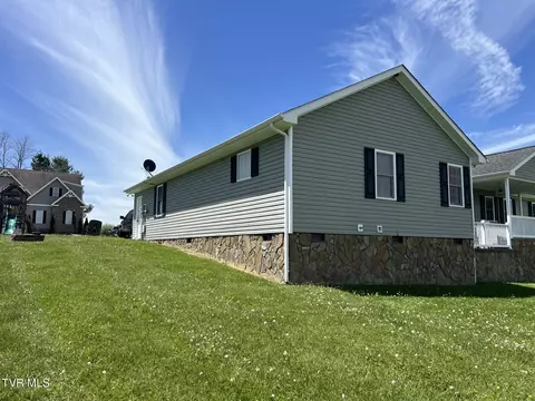 Exterior - 9774 Shadow Brook Drive Wise Va 24293, Wise, VA 24293 photo 7 of 13