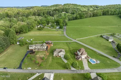 208 Lakefront Lane Bluff City Tn 37618, Bluff City, TN 37618