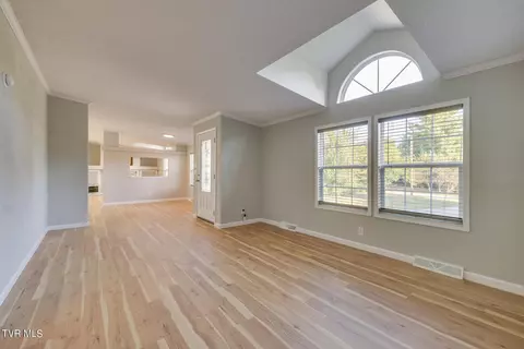 Living - 625 Arrowhead Loop Midway Tn 37809, Midway, TN 37809 photo 3 of 8