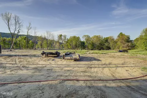 Exterior - 701 Bailey Lane Erwin Tn 37650, Erwin, TN 37650 photo 19 of 28