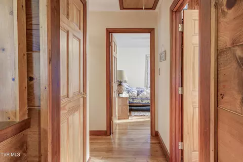 Entry Way - 701 Bailey Lane Erwin Tn 37650, Erwin, TN 37650 photo 1 of 1