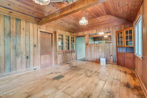 Living - 357 Webb Road Piney Flats Tn 37686, Piney Flats, TN 37686 photo 4 of 4