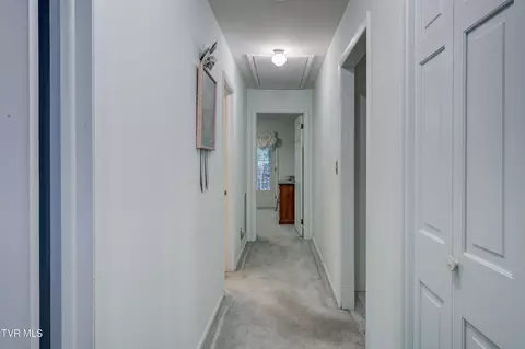Entry Way - 600 Valley Avenue Erwin Tn 37650, Erwin, TN 37650 photo 3 of 4