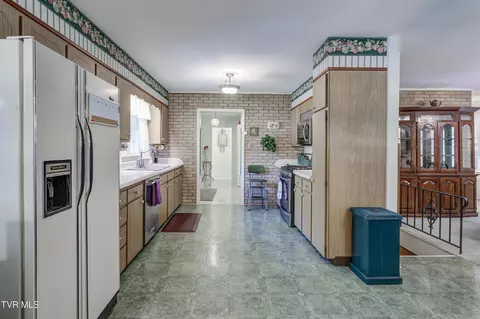 Kitchen - 600 Valley Avenue Erwin Tn 37650, Erwin, TN 37650 photo 4 of 4