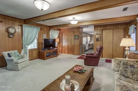 Living - 600 Valley Avenue Erwin Tn 37650, Erwin, TN 37650 photo 4 of 6