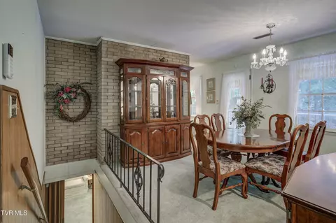 Dining - 600 Valley Avenue Erwin Tn 37650, Erwin, TN 37650 photo 3 of 4
