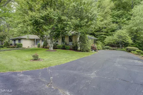 Exterior - 600 Valley Avenue Erwin Tn 37650, Erwin, TN 37650 photo 18 of 20