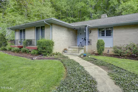 Exterior - 600 Valley Avenue Erwin Tn 37650, Erwin, TN 37650 photo 3 of 20