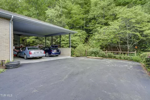 Exterior - 600 Valley Avenue Erwin Tn 37650, Erwin, TN 37650 photo 17 of 20