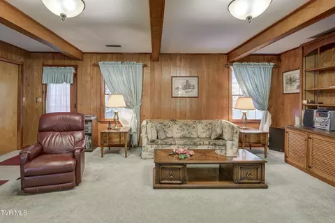Living - 600 Valley Avenue Erwin Tn 37650, Erwin, TN 37650 photo 3 of 6