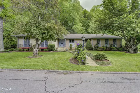 Exterior - 600 Valley Avenue Erwin Tn 37650, Erwin, TN 37650 photo 2 of 20