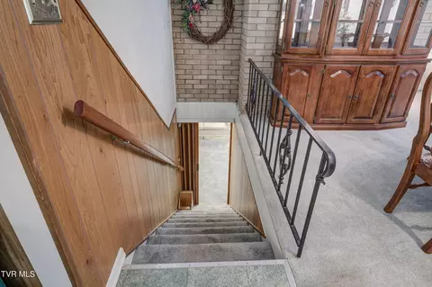 Entry Way - 600 Valley Avenue Erwin Tn 37650, Erwin, TN 37650 photo 4 of 4