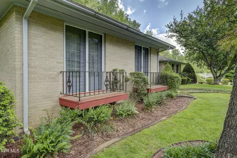 Exterior - 600 Valley Avenue Erwin Tn 37650, Erwin, TN 37650 photo 19 of 20