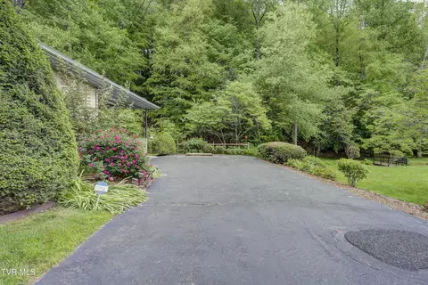 Exterior - 600 Valley Avenue Erwin Tn 37650, Erwin, TN 37650 photo 16 of 20
