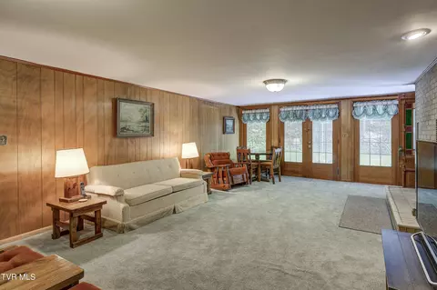 Living - 600 Valley Avenue Erwin Tn 37650, Erwin, TN 37650 photo 5 of 6