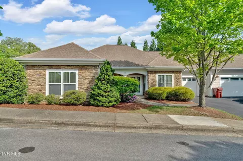 211 University Parkway 1 Johnson City Tn 37604, Johnson City, TN 37604