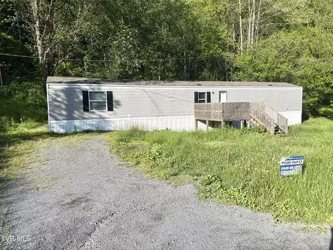 236 Redwood Drive Raven Va 24639, Raven, VA 24639