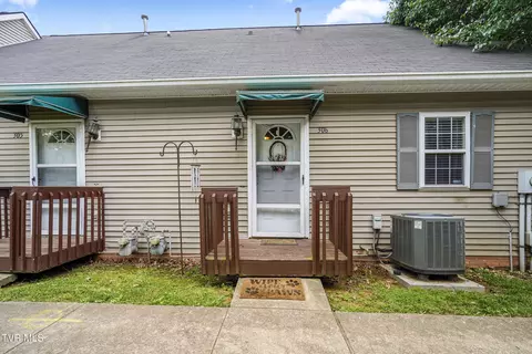 306 Cambridgeshire Court 306 Johnson City Tn 37615, Johnson City, TN 37615