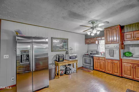 Kitchen - 135 Abc Road Limestone Tn 37681, Limestone, TN 37681 photo 2 of 3