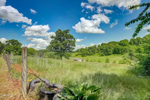 Exterior - 135 Abc Road Limestone Tn 37681, Limestone, TN 37681 photo 4 of 19