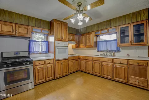 Kitchen - 135 Abc Road Limestone Tn 37681, Limestone, TN 37681 photo 1 of 3