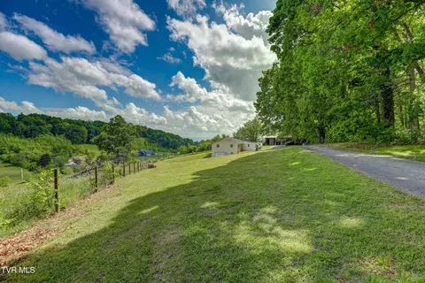 Exterior - 135 Abc Road Limestone Tn 37681, Limestone, TN 37681 photo 7 of 19