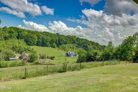 Exterior - 135 Abc Road Limestone Tn 37681, Limestone, TN 37681 photo 9 of 19
